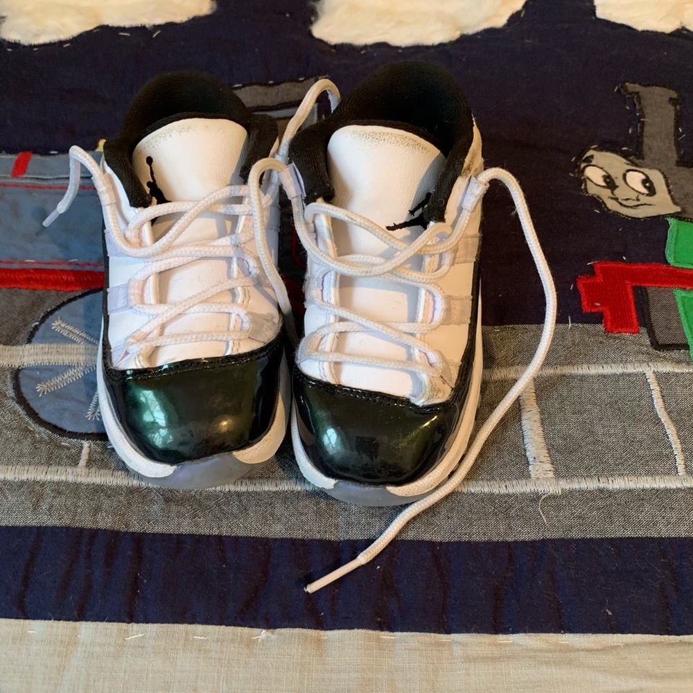 Jordan low top sneaker